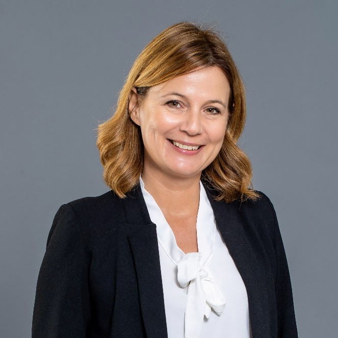 Jana Pertot Tomažič
